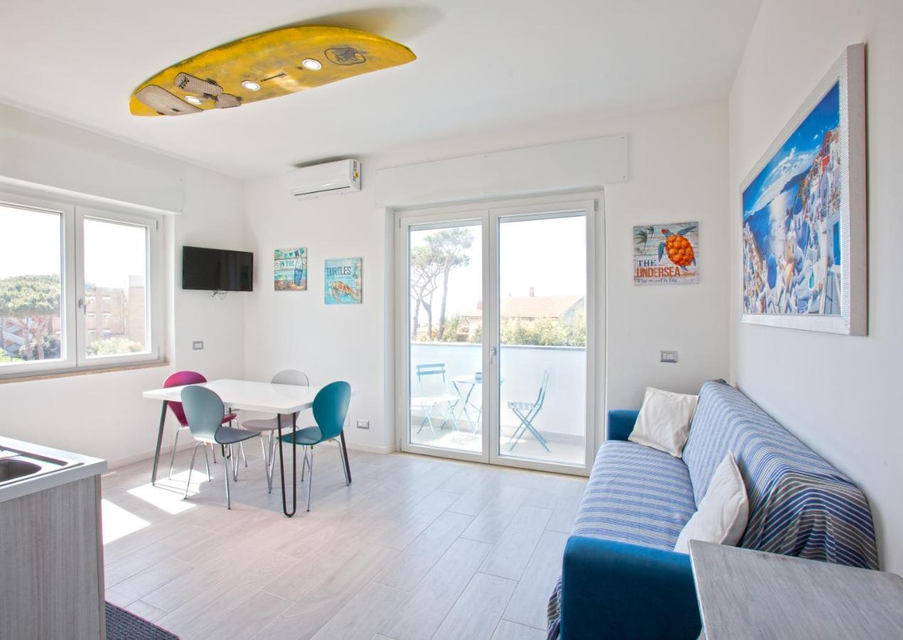 Surf And Windsurfer House Anzio Leilighet Eksteriør bilde