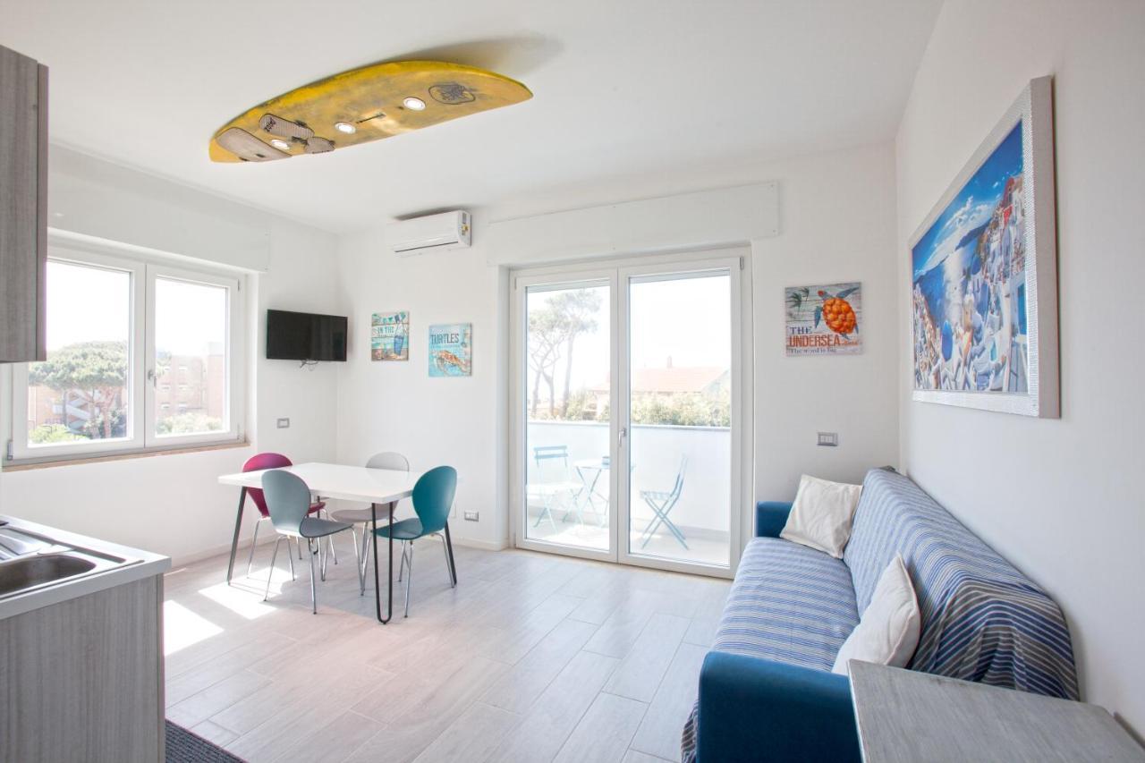 Surf And Windsurfer House Anzio Leilighet Eksteriør bilde