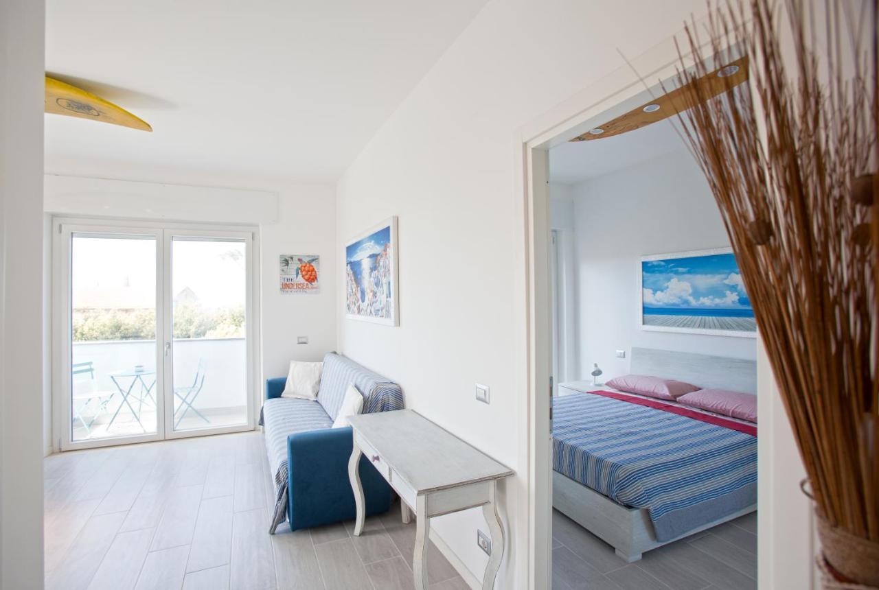 Surf And Windsurfer House Anzio Leilighet Eksteriør bilde