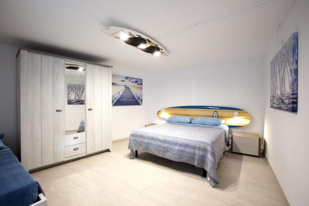 Surf And Windsurfer House Anzio Leilighet Eksteriør bilde